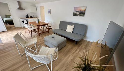Boutique 2BR & 2BA Apt at Villa Bonica Estate - Foto 5
