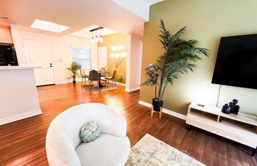 Cozy Apartment in Heart of Encino 104 - Foto 59