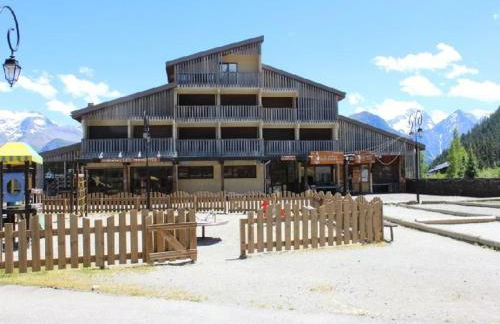 Studio Cabine Rénové au Pied des Pistes avec Balcon - Auris en Oisans - FR-1-297-157 - Foto 15