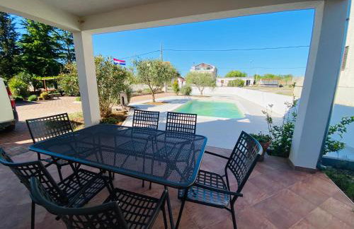 Apartmani Svemir - Photo 25