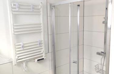 Ferienhaus Laura 70qm bis 5 Gäste mit Fass-Sauna, Whirlpool April bis Oktober, 75qm Terrasse und eingezäunten Garten Haustiere willkommen - Photo 16