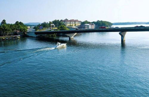 'Queen of the Turf' Walk to Oaklawn Racing and Gaming - Foto 14