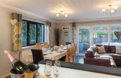 Hazelglade Cottage - Hot Tub, Games Room, Pet Friendly - Photo 12