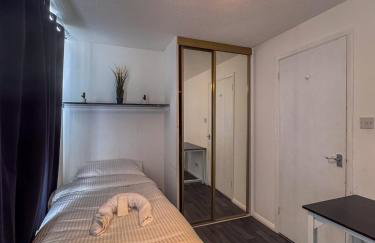 Newly Refurbished Home fit for to 7 family members, Groups, Contractors Centre of Bradley Stoke - Foto 36