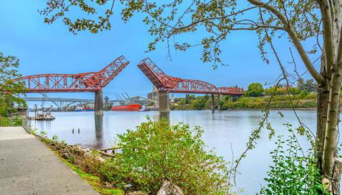 Waterfront Condo, 25ft from riverwalk, Pool & HotTub - Foto 4