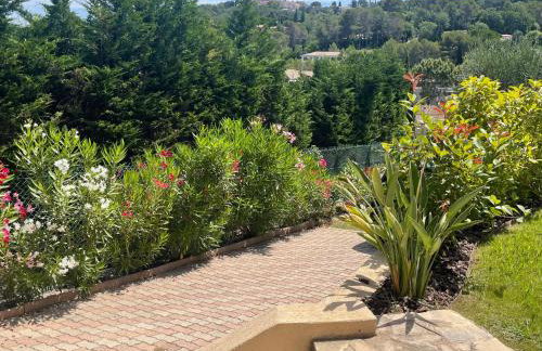 Un havre de paix au cœur de Mougins - Foto 3