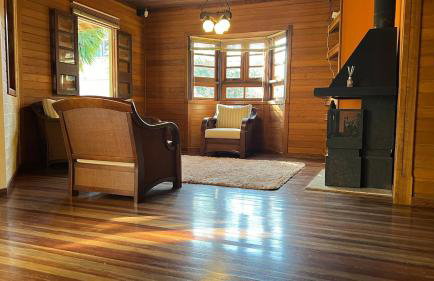 Ampla e luxuosa casa com áreas de lazer - Foto 2