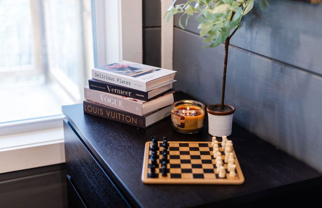 Romantic Cabin Retreat By Ghosal Luxury Lodging - Photo 33