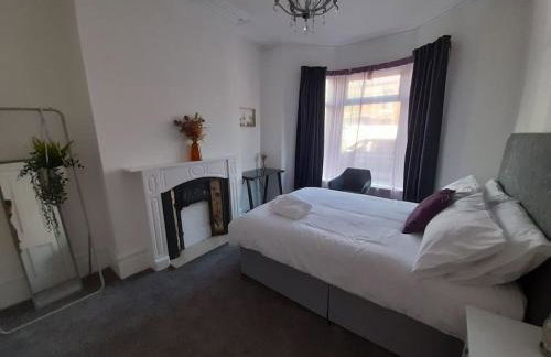 Chic 5 double bedroom house - 15 min to Manchester - Foto 35