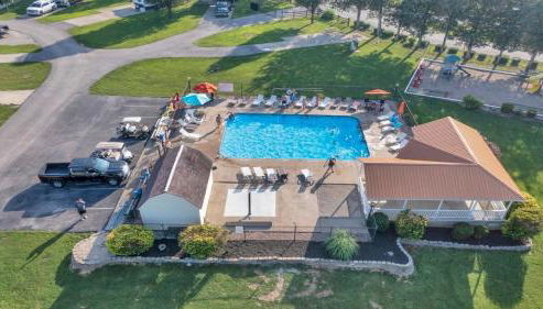 Rustic Cabin in Lake Monroe - Foto 5