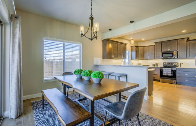 4BD Space & Flexibilitygreat Westside Location - Photo 1