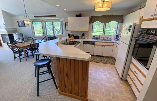 F14 Bretton Woods Condo along golf course short walk from Omni Mount Washington Hotel - Foto 6