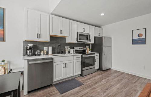 Near Medical District Walkable to Oak Lawn Bars - Foto 8