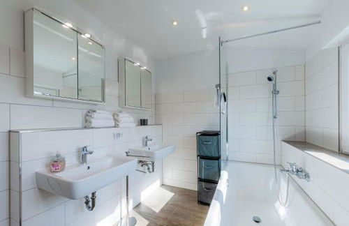 SchönSicht - direkte Wasserlage am Plauer See - Neubau 2024 - Foto 11