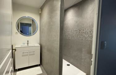 La Business class - Standing - Tramway - Parking - Foto 11