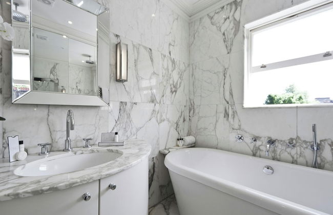 St Anns Road by Onefinestay - Photo 10