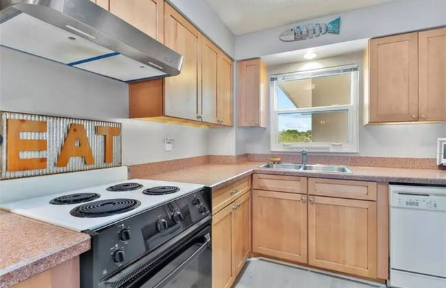 2 Bed 2 Bath Centrally Located - Foto 7