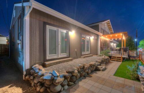 Stunning View! UNR-Groups-Deck-Reno-Minerva House - Foto 27