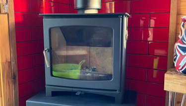 Rubys Retreat Stylish Log Cabin-Hidden Garden - Foto 2