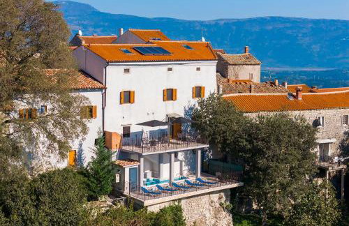 Modernes Apartment mit Panoramablick, Pool - inmitten von historischem Zentrum - Photo 4