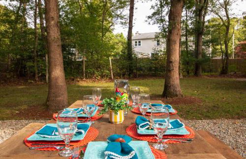 Relaxing Retreat just Minutes to Beach - Foto 1