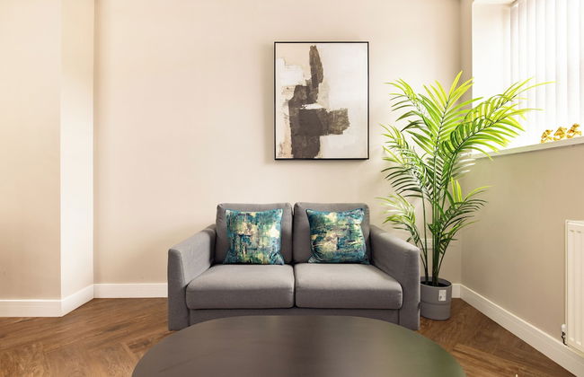 Plymouth by Charles Hope - Foto 11