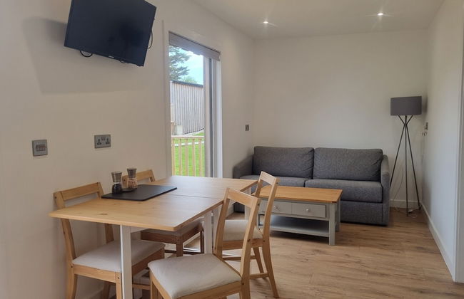 House Of Juniper - The Cabins - Photo 12