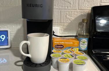 Cozy Stay with Pool Relax with Easy Access to Highway - Foto 43