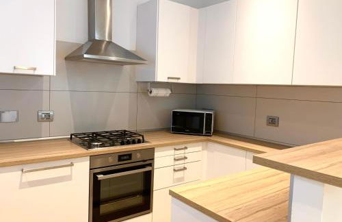 Modern 90sqm Apt - Ideal Base for Parma & Modena - Foto 36