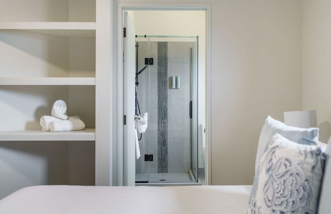 Castaways Resort - Photo 14