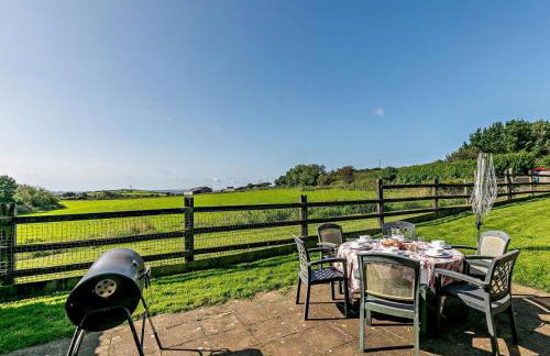 3 Bed in Falmouth oc-conwi - Photo 3