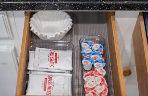 Large Pool With Diving Board, Remodeled 3bdrm, Near State Farm STDM and More! - Foto 61