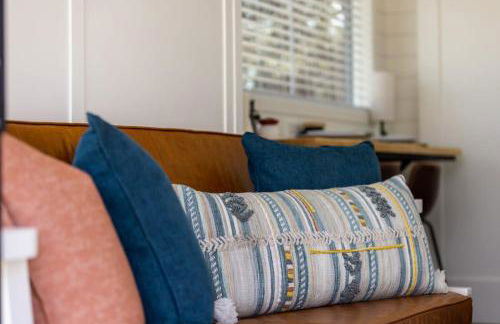 New Oak Grove-Container Retreat - Photo 21