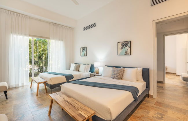 Spacious Villa w Pool Garden Views - Photo 20