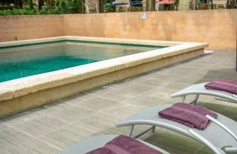 5 Family Apartments with Pool & Large Garden in Historic Pézenas Convent - Foto 6