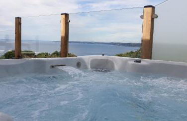 Sunset sea view chalet with hot tub - Photo 38