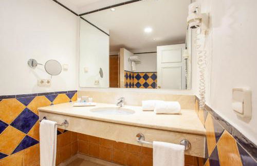 Grupotel Macarella Suites & Spa - Foto 45