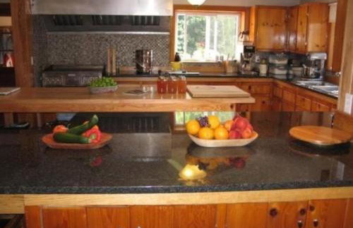 Rustic Lodge Rental on a Farm in Fayette County, West Virginia - Foto 46