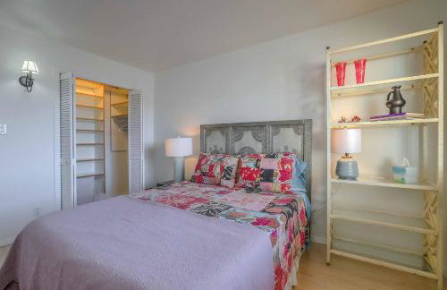 Mountain-View Albuquerque Townhome with Patio! - Photo 17