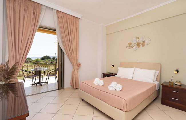 Finiki Plaza - Photo 129