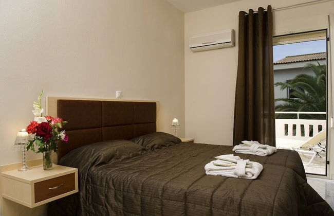 Axos Hotel - Photo 7