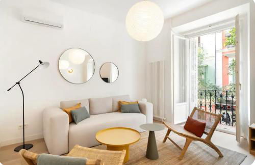 Chueca Fuencarral - 5 Bdrms 5 Baths 12 pax - Photo 10