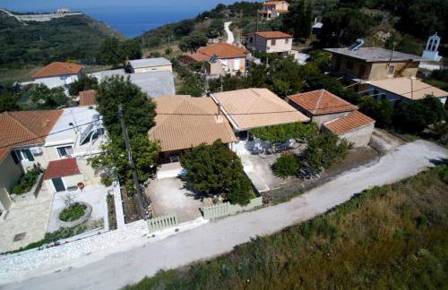 Irini's Traditional Kefalonian House - Foto 9