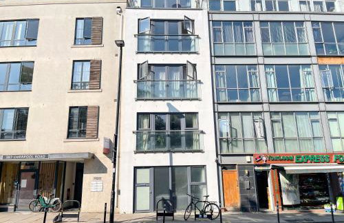 Fully-Furnished Studio Apt in Islington with Wi-Fi near Angel, Kings Cross & Upper Street by NourNest Apartments - Foto 23