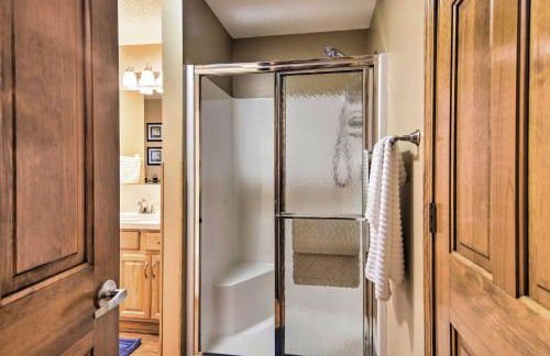 Serene Orchard Park Apartment Large Yard and Patio! - Foto 17