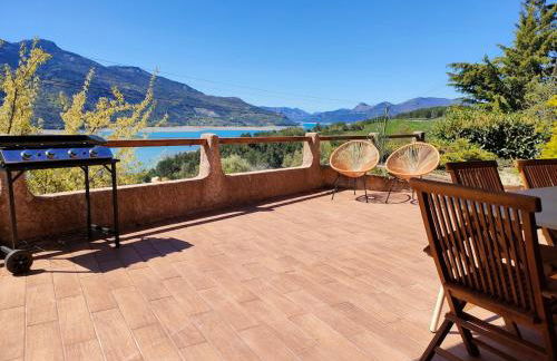 La Maison du Plongeoir 14 pers grande terrasse vue lac de Serre Ponçon - Foto 54
