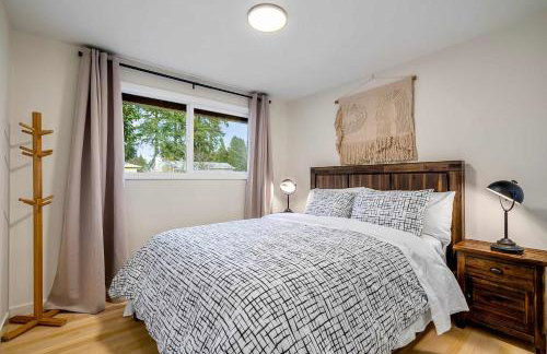 Serene Sunlit Retreat - Remodeled with EV charging and AC - Foto 30