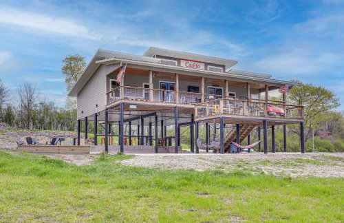Riverfront Caddo Shack Home with Views and Fire Pit - Foto 38