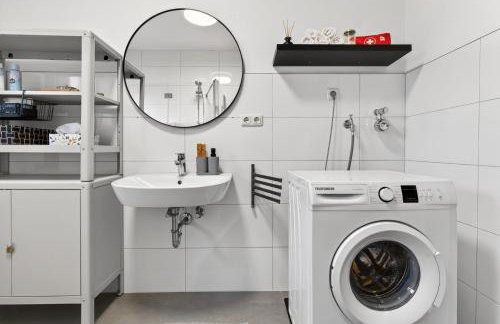 Großzügiges Industrie Design Apartment für bis zu 6 Personen, Nähe Messe und DUS, verkehrsgünstig - Familien, Gruppen und Firmen - Foto 22