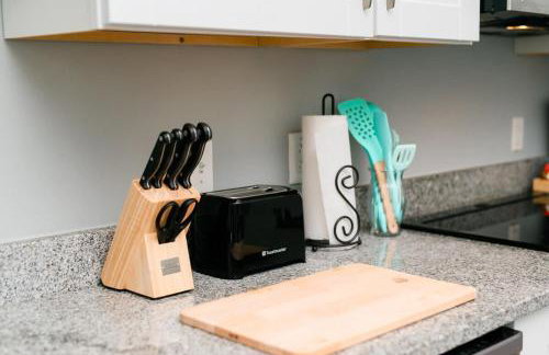 Modern Chic Suite - Amazing Location - GroupStay - Foto 11